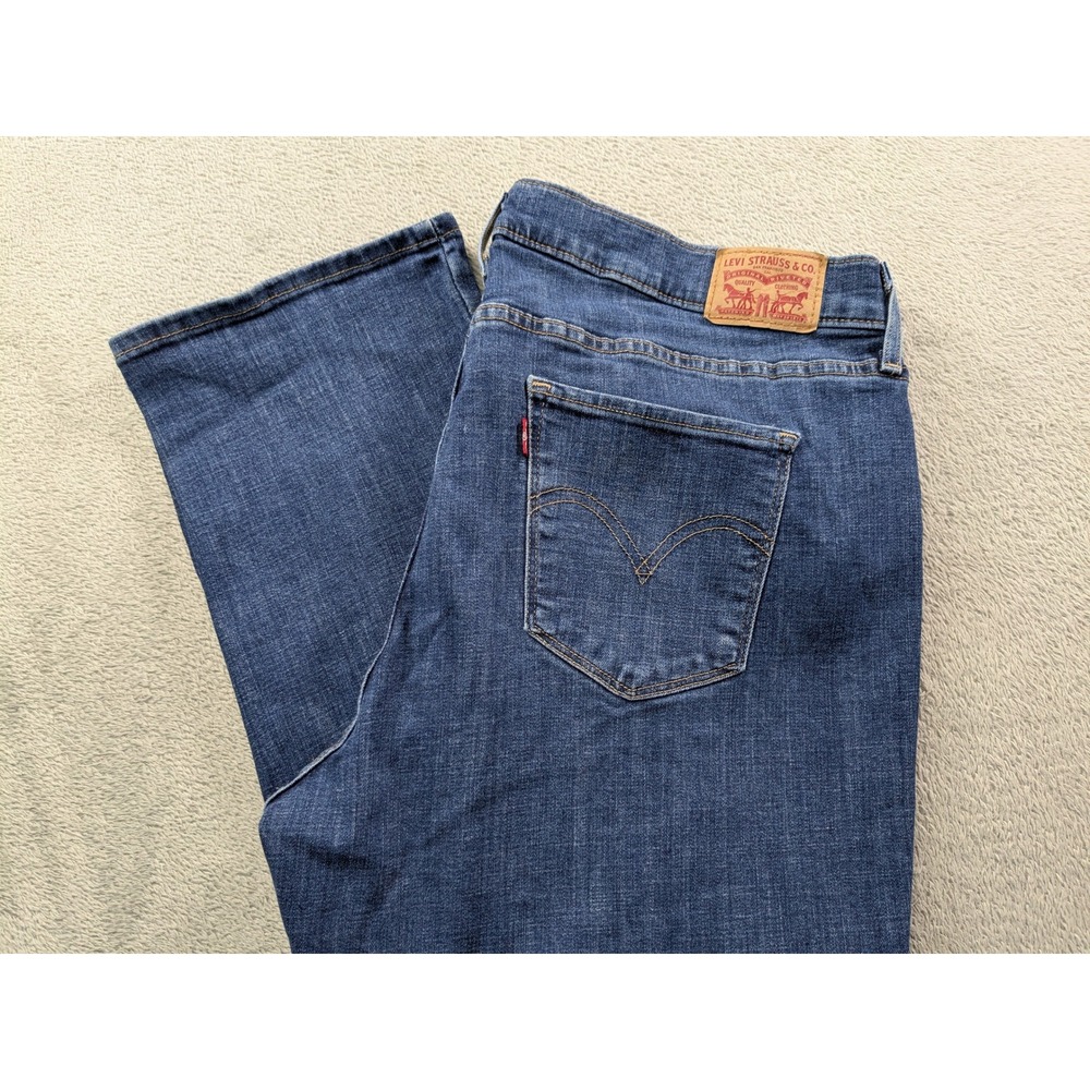 Levis Classic Straight Leg Jeans Blue Medium Wash 18W 23648-0036 Womens